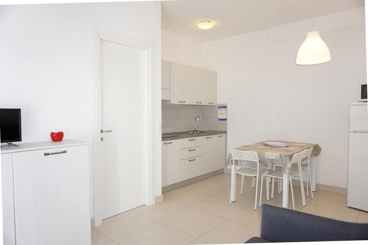Relax By The Garden - Flat For Up To 6 Guests Apartman Porto Santa Margherita di Caorle Kültér fotó